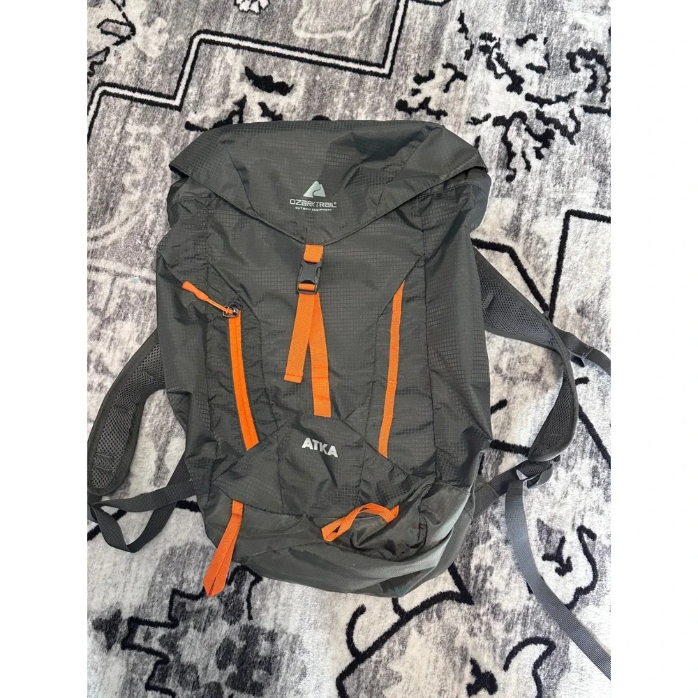 Ozark Trail Atka Backpack Unisex OS Black Orange Excellent Lightweight‎ Ripstop